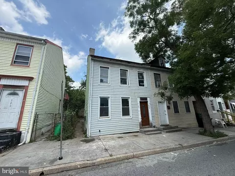 255 E Walnut St, York, PA 17403