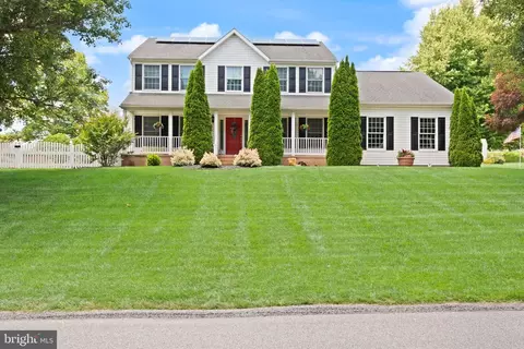 208 Summers Ln, New Freedom, PA 17349