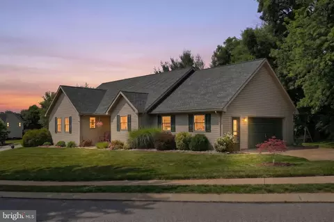 1843 Ivy Pump Ln, York, PA 17408