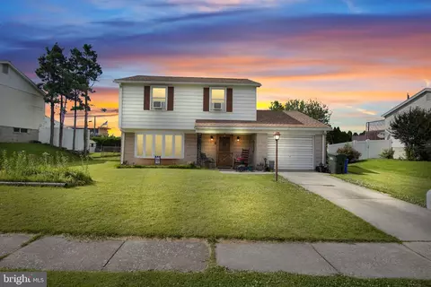 927 Marbrook Ln, York, PA 17404