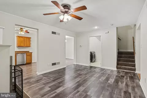 Living - 436 Springbrook Ct #E1, Hanover, PA 17331 photo 3 of 3