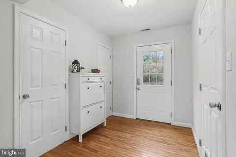 Entry Way - 436 Springbrook Ct #E1, Hanover, PA 17331 photo 2 of 5