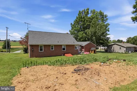 Exterior - 30 Hanover St, Codorus, PA 17311 photo 4 of 6