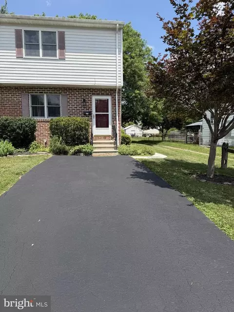 112 Charles Ave, Hanover, PA 17331