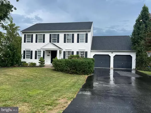 3076 Jodi Ln, Dover, PA 17315