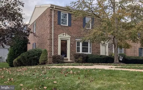 401 Chambers Rdg #401, York, PA 17402