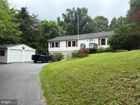 964 Aubel Rd, Delta, PA 17314
