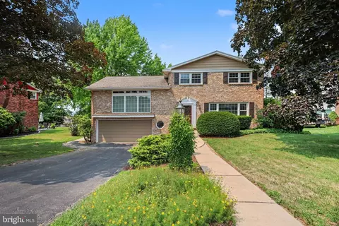2665 Milford Ln, York, PA 17402