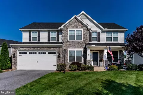 312 Hialeah Dr, Dillsburg, PA 17019