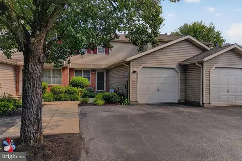 3620 Pleasant Valley Rd #10, York, PA 17406