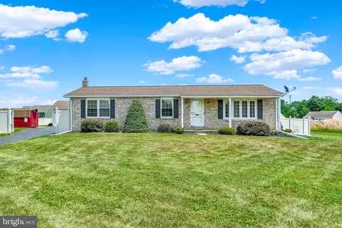 3230 Lewisberry Rd, York, PA 17404