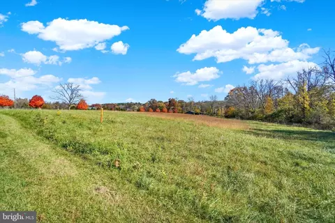 1900 F-g Greenbriar Rd # -E, York, PA 17404