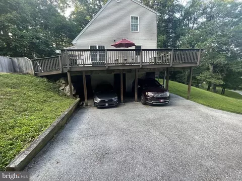 604 Rocky Ridge Rd, Spring Grove, PA 17362