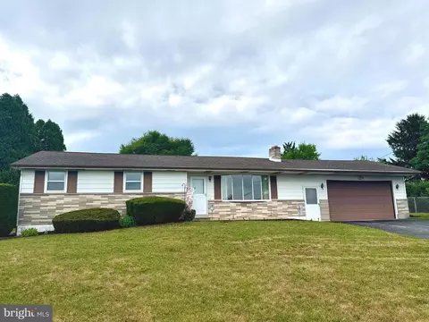 3591 Emig School Rd, Dover, PA 17315