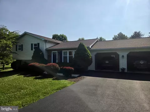 14 N Fileys Rd, Dillsburg, PA 17019