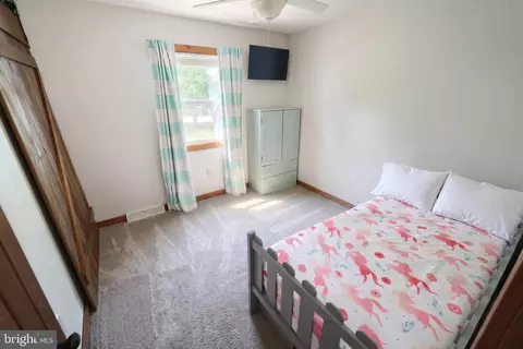 Bedroom - 155 4th St, Mount Wolf, PA 17347 photo 1 of 6