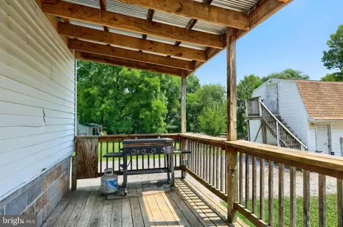 Exterior - 155 4th St, Mount Wolf, PA 17347 photo 11 of 12