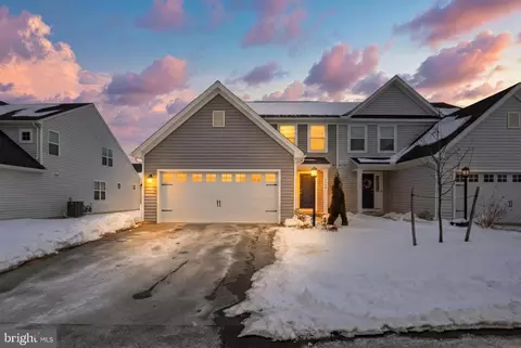 7450 Saint Patrick Ct, Abbottstown, PA 17301