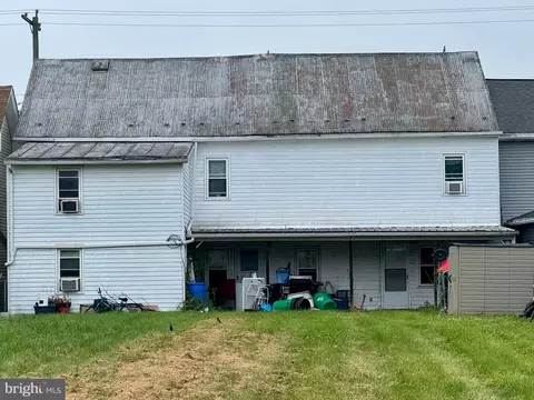 9 N Baltimore St, Franklintown, PA 17323 photo 2