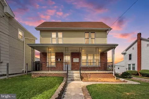 544 York St, Hanover, PA 17331
