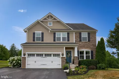 1229 Copper Beech Dr, York, PA 17403