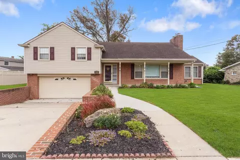 269 Mckinley Ave, Hanover, PA 17331