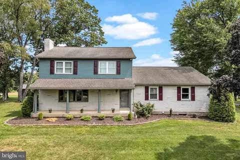 901 Butter Rd, Dover, PA 17315