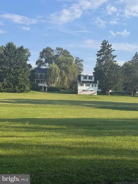 4230 Ore Bank Rd, Hellam, PA 17406