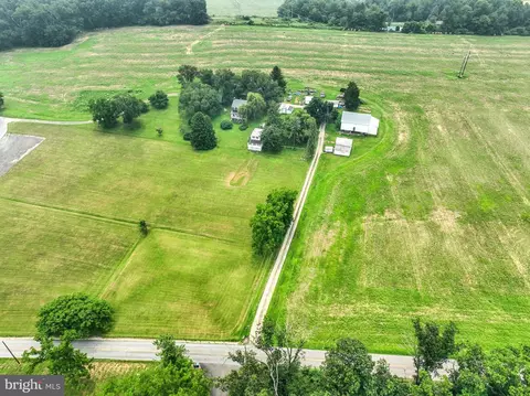 4230 Ore Bank Rd, Hellam, PA 17406
