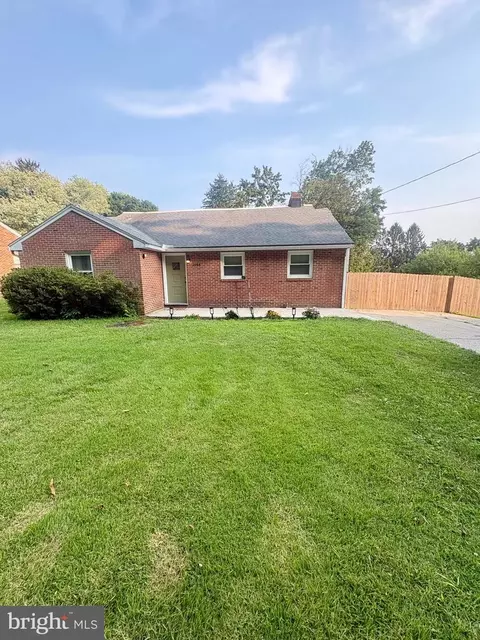 2166 Ridgewood Rd, York, PA 17406