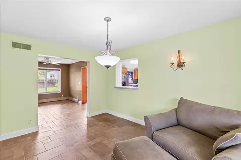 Living - 333 Newcomer Rd, Windsor, PA 17366 photo 9 of 13