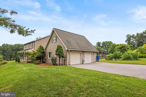 Exterior - 333 Newcomer Rd, Windsor, PA 17366 photo 16 of 21