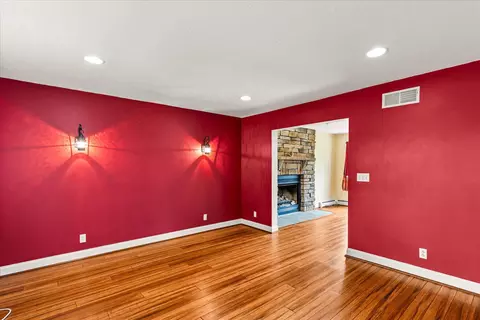 Living - 333 Newcomer Rd, Windsor, PA 17366 photo 6 of 13