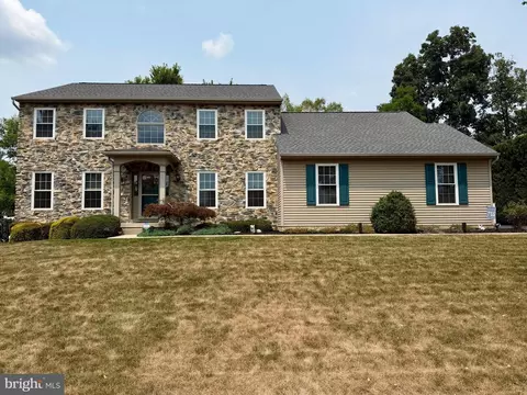 2851 Primrose Ln N, York, PA 17404