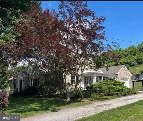 1755 Camp Betty Washington Rd, York, PA 17402