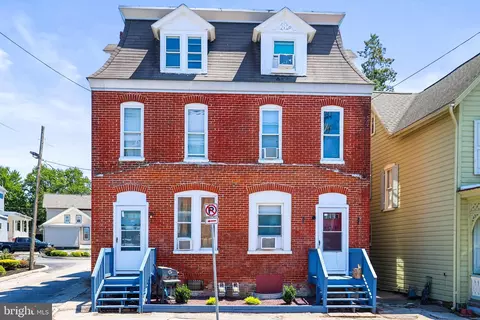 Other - 131 E 133 E Chestnut St, Hanover, PA 17331 photo 1 of 29