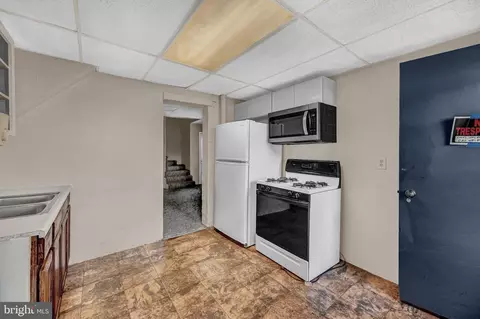 Kitchen - 131 E 133 E Chestnut St, Hanover, PA 17331 photo 1 of 1