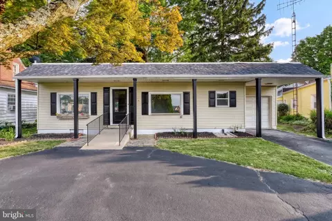 1910 S Queen St, York, PA 17403