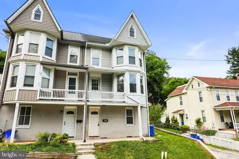 167 Hanover St, Glen Rock, PA 17327
