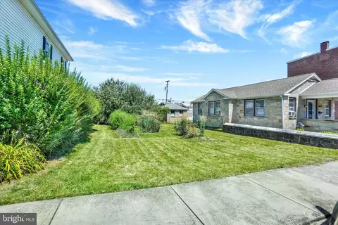 1291 W Poplar St, York, PA 17404