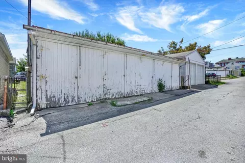 1291 W Poplar St, York, PA 17404