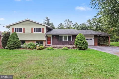 613 S Mountain Rd, Dillsburg, PA 17019