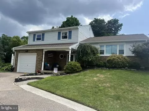 14 Carriage Rd, New Cumberland, PA 17070