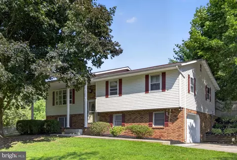 2634 Pleasant Hill Rd, Hanover, PA 17331
