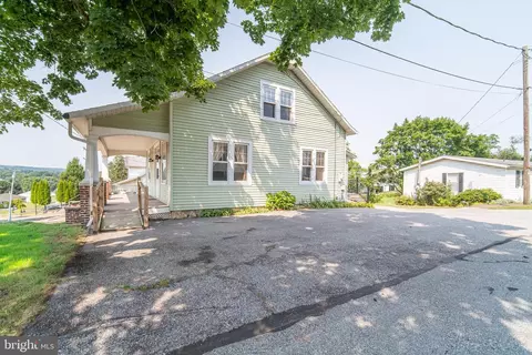 Other - 33 W Maple St, East Prospect, PA 17317 photo 1 of 9