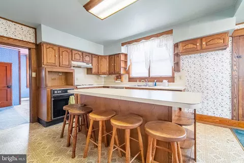 Kitchen - 33 W Maple St, East Prospect, PA 17317 photo 2 of 5