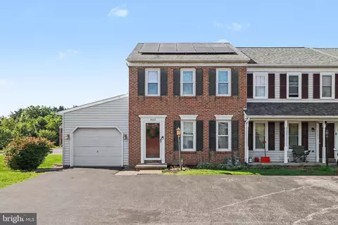 3033 Bornt Dr, Dover, PA 17315