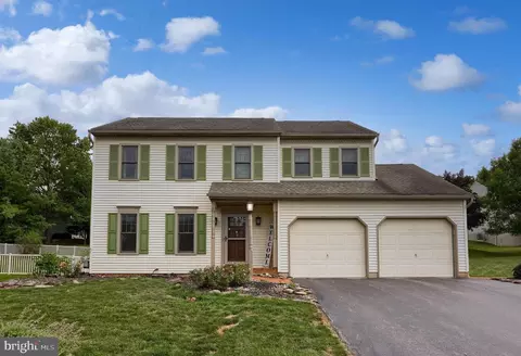 740 Chesterbrook Dr, York, PA 17406