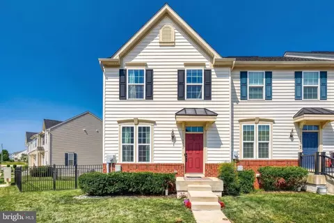7937 Erinvale Ln, Seven Valleys, PA 17360