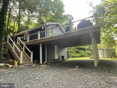 151 E Trails Rd, Airville, PA 17302